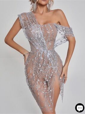 NEW Mew Mews Size Medium Silver Bailee Split Sequin Mini Dress